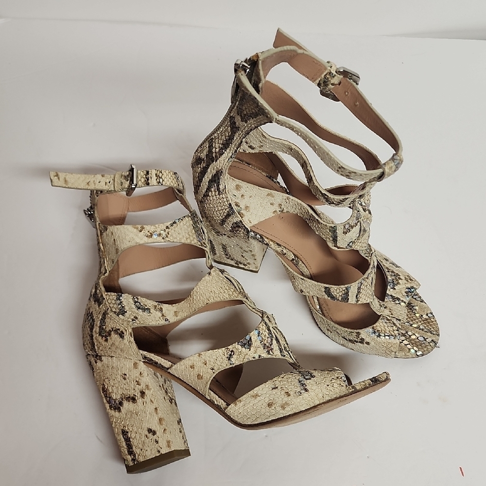 Sigerson Morrison Cream and Brown Heels Elegant Strappy 4" Heel Gladiator Shoes